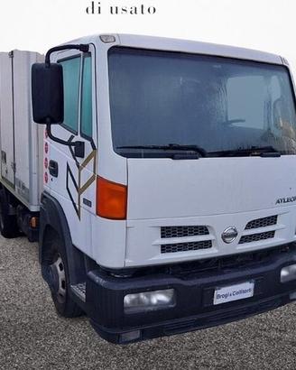 Nissan Atleon 35 2004 35.13 SE/1