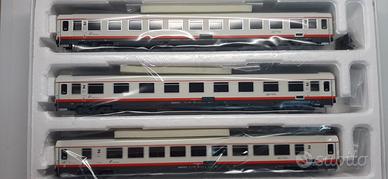 ACME 70081 Set di 3 vetture "Frecciabianca" FS-Tre