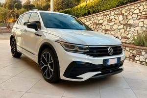 Volkswagen Tiguan R-Line 2.0 TDI DSG