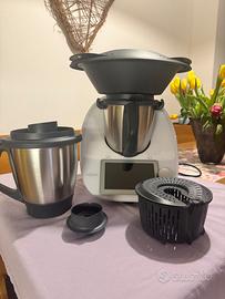 Bimby TM6 con doppio boccale