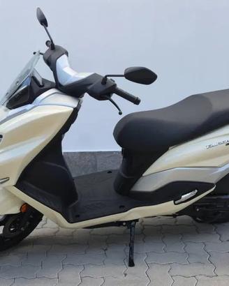 Suzuki Burgman 125 ex street