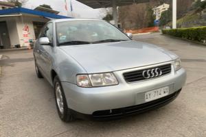 Audi A3 1.8 20V cat 3p. Ambiente