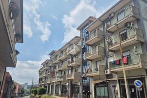 3 LOCALI A SANTA VENERINA