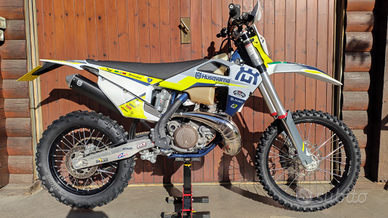 Husqvarna TE 250 i 2T Iniezione 2023 - miscelatore