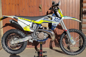 Husqvarna TE 250 i 2T Iniezione 2023 - miscelatore