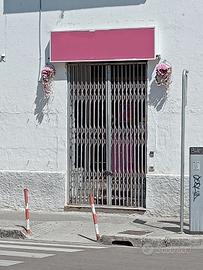 Locale commerciale storico viale lo re