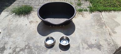 cuccia rigida e ciotole 