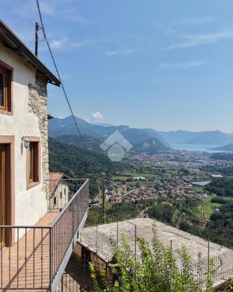 CASA SEMINDIPENDENTE A GANDOSSO