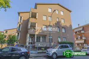 QUADRILOCALE IN CENTRO CON BOX