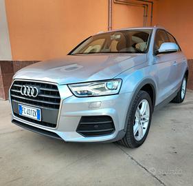 Audi Q3 2.0 TDI 120 CV Business