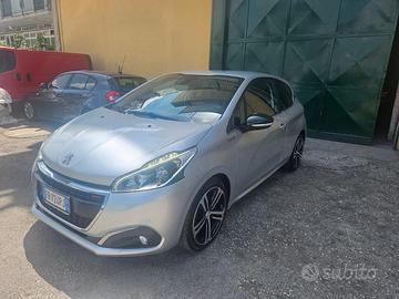 Peugeot 208 BlueHDi 120 GT Line 2016