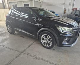RENAULT Captur TCe 100 CV GPL Intens