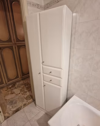 Mobile da bagno in legno bianco