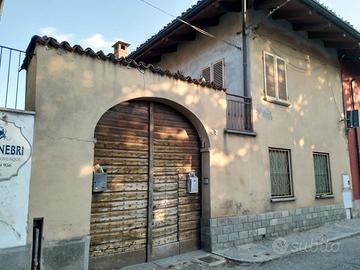 Casa indipendente e magazzino