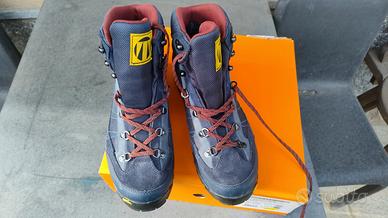 Scarpa trekking TECNICA 