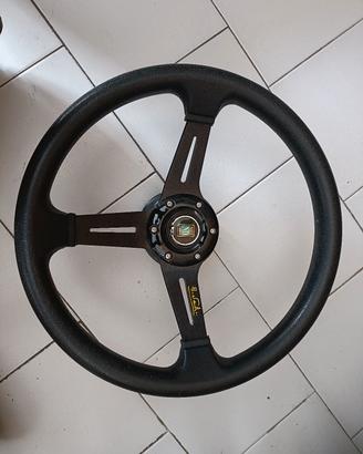 volante Suzuki Nardi con adattatore