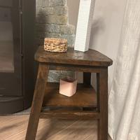 sgabello in castagno