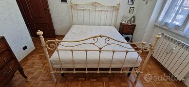 Letto in ferro battuto - Ritiro a mano