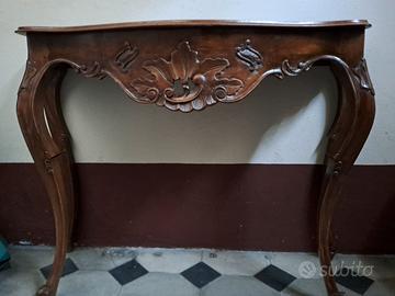 Consolle in noce