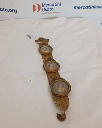 Tre Cornicette Rotonde In Bronzo Dorato Con Damine