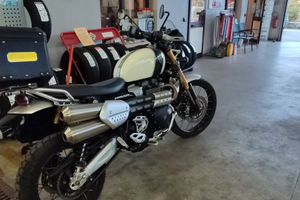 Triumph scrambler 1200 xe