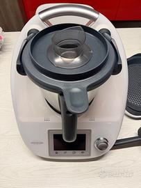 Bimby TM5 Vorwerk – con accessori e ricette