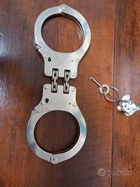 manette in acciaio professionali