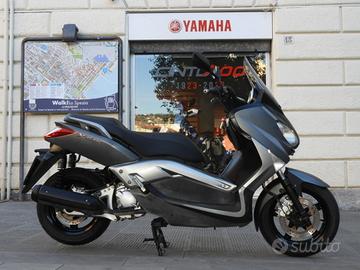 Yamaha X-Max 250