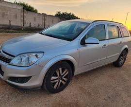 OPEL Astra - 2008