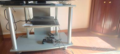 Tavolo porta TV con ruote 