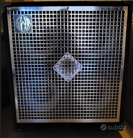 Cassa per basso elettrico SWR  Goliath III
