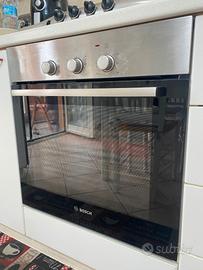  Forno Bosch e asciugatrice. Nuovo