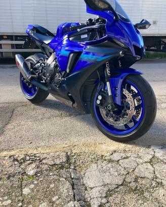 Yamaha YZF R1 - 2024