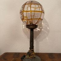 Lampada vintage globo vetro e ottone