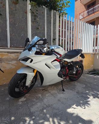 Ducati supersport s 950