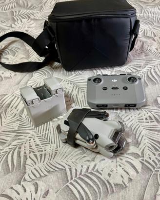 Dji mini 4 pro fly more combo