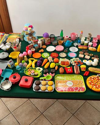 Tanti giochi e accessori cucina bambini