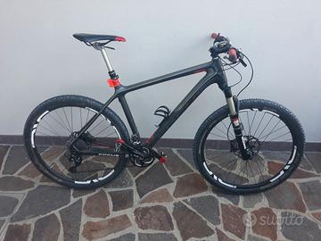 focus Raven carbonio