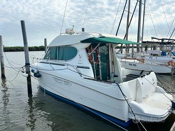 Jeanneau Merry Fisher 805