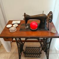 macchina per cucire Singer vintage 