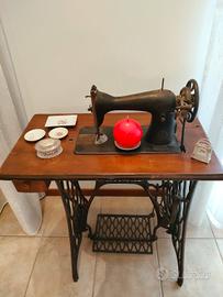 macchina per cucire Singer vintage 