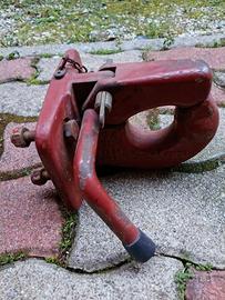 Gancio traino militare