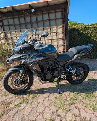 Benelli Trk502x con scarico gpr