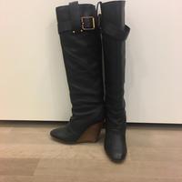 Stivale Chloè in pelle nera con zeppa