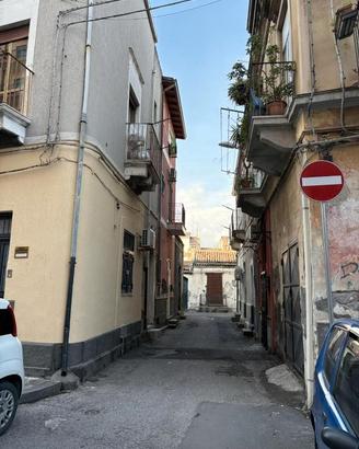 Catania Centro (zona Via Grottamagna) - 25 Mq