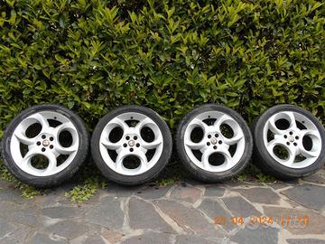 4 cerchi + gomme Alfa Romeo 17" originali