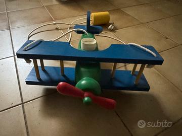Lampadario in legno aeroplano