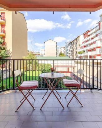 Appartamento di 42 m² con 1 locale e box auto a Mi