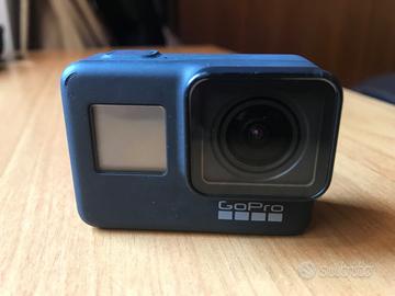 Gopro hero 7 black + Dome e altri accessori