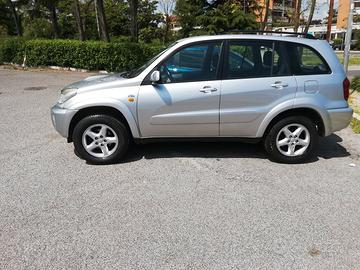 Toyota RAV4 2.0 D-4D 4X4 2003 Ricambi originali
